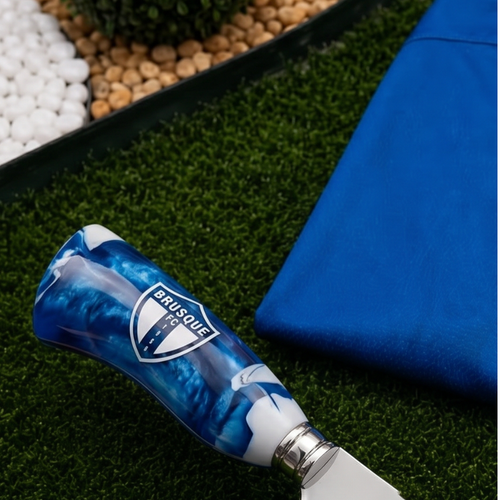 Faca Personalizada Brusque com Cabo Premium Resinada + Gravação de Nome + Capa de Couro Exclusiva Brinde