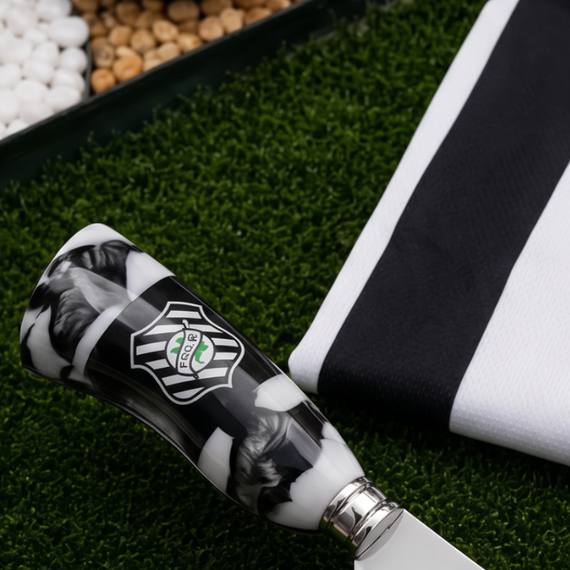 Faca Personalizada Figueirense com Cabo Premium Resinada + Gravação de Nome + Capa de Couro Exclusiva Brinde